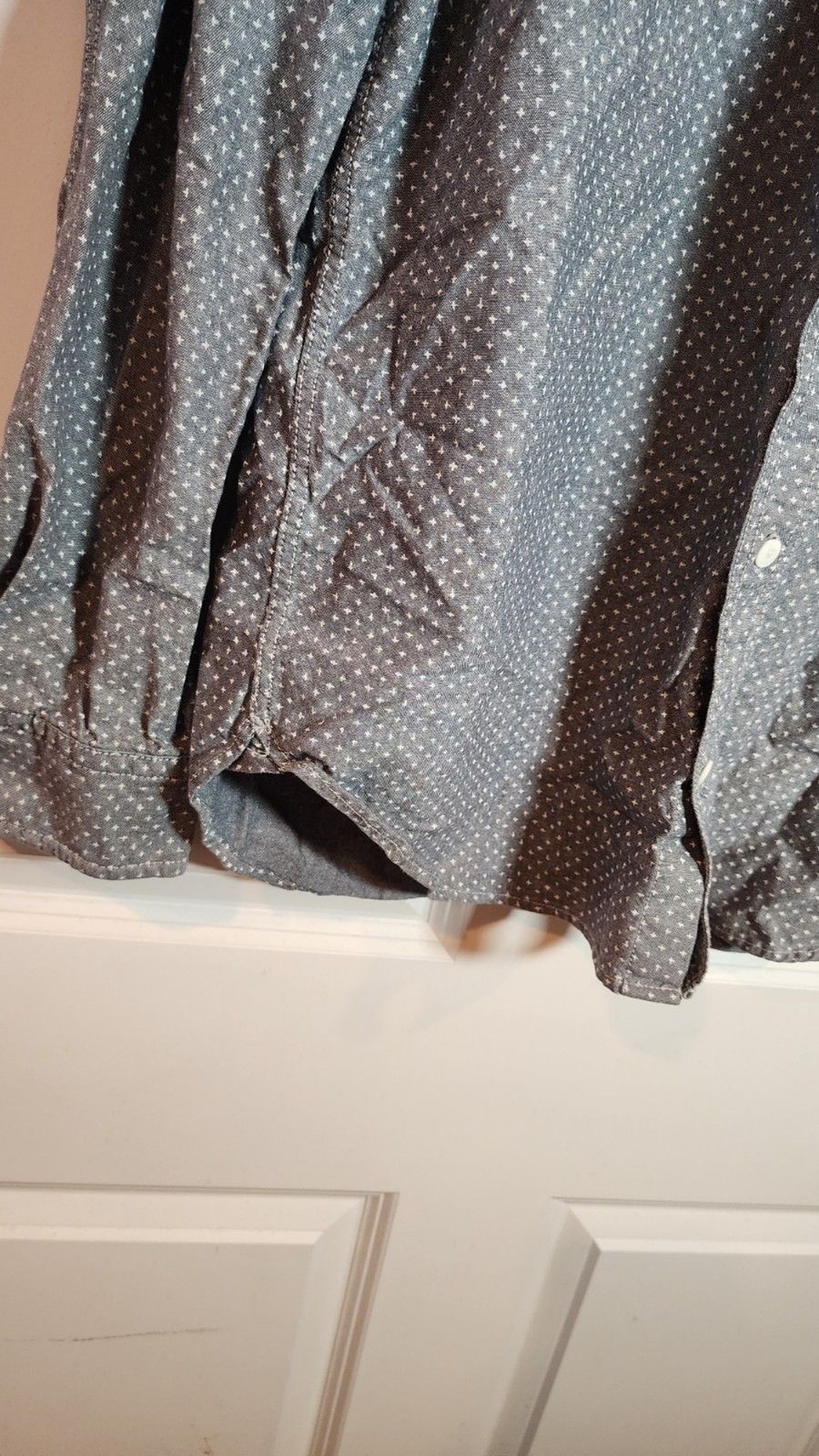 Gap Chambray Gray And White Patterned Button Up L… - image 4