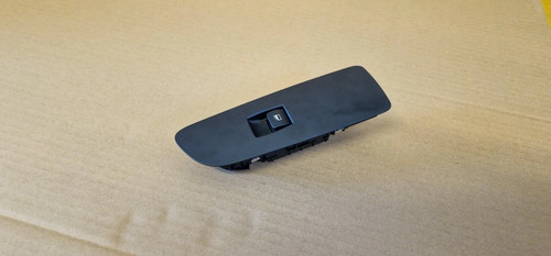 6935534 Schalter Fensterheber Rechts BMW 116i E81