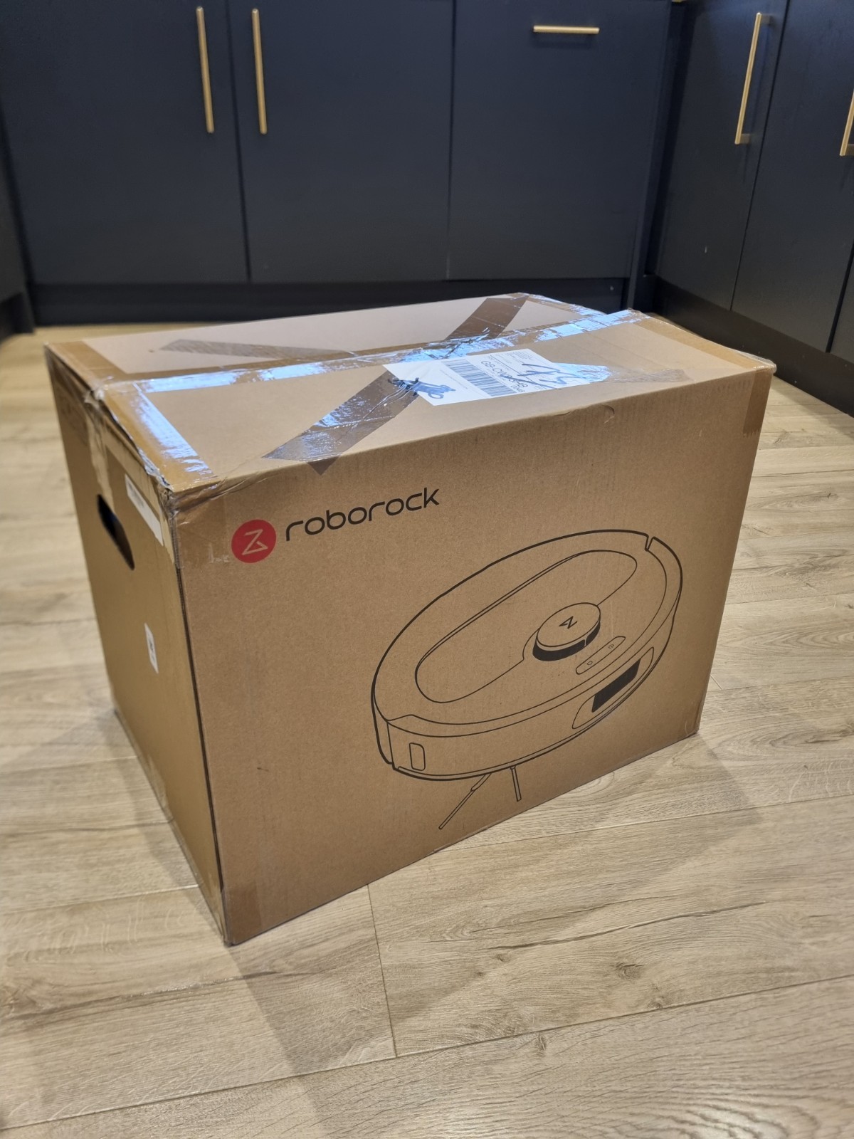 Roborock QV35S Qrevo Series Robot Vacuum Cleaner with Mop Suction Used RRP £599
