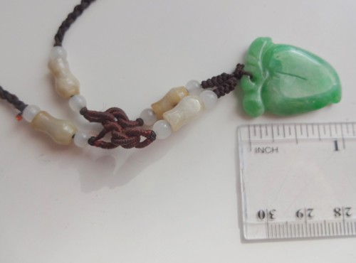 Vtg Natural Grade A Apple Green & White Jade Peach Pendant Rope Cord Necklace - 第 9/15 張圖片
