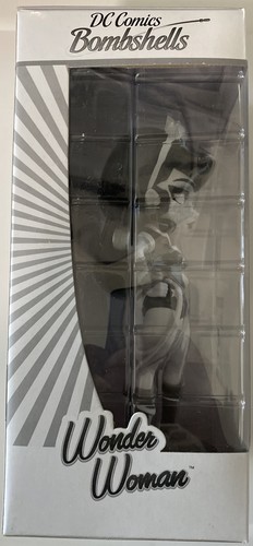 DC Comics Bombshells WONDER WOMAN Vinyl Figure Exclusive B&W Sketch Edition - 第 4/5 張圖片