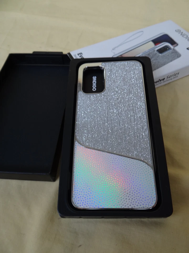 Serie Evolve diseñada para un Samsung A02s es una funda de teléfono plateada brillante (C1) Foto 2 de 4