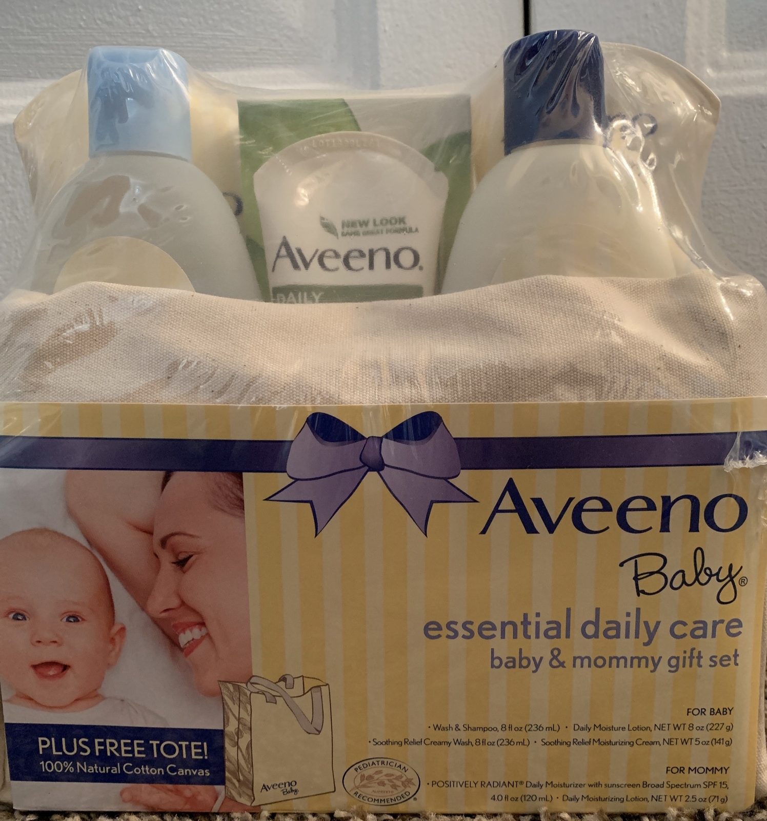 aveeno baby essentials daily care gift set