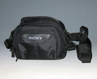 Sony LCS-VA15 Soft Carrying Case for Camcorder or Cybershot Bridge Cameras
