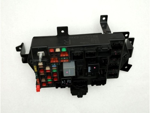 Jaguar XK XKR X150 Rear Relay Cabin Fuse Box 4.2L V8 Fits 2007 2008 2009 07 08 - Picture 2 of 12