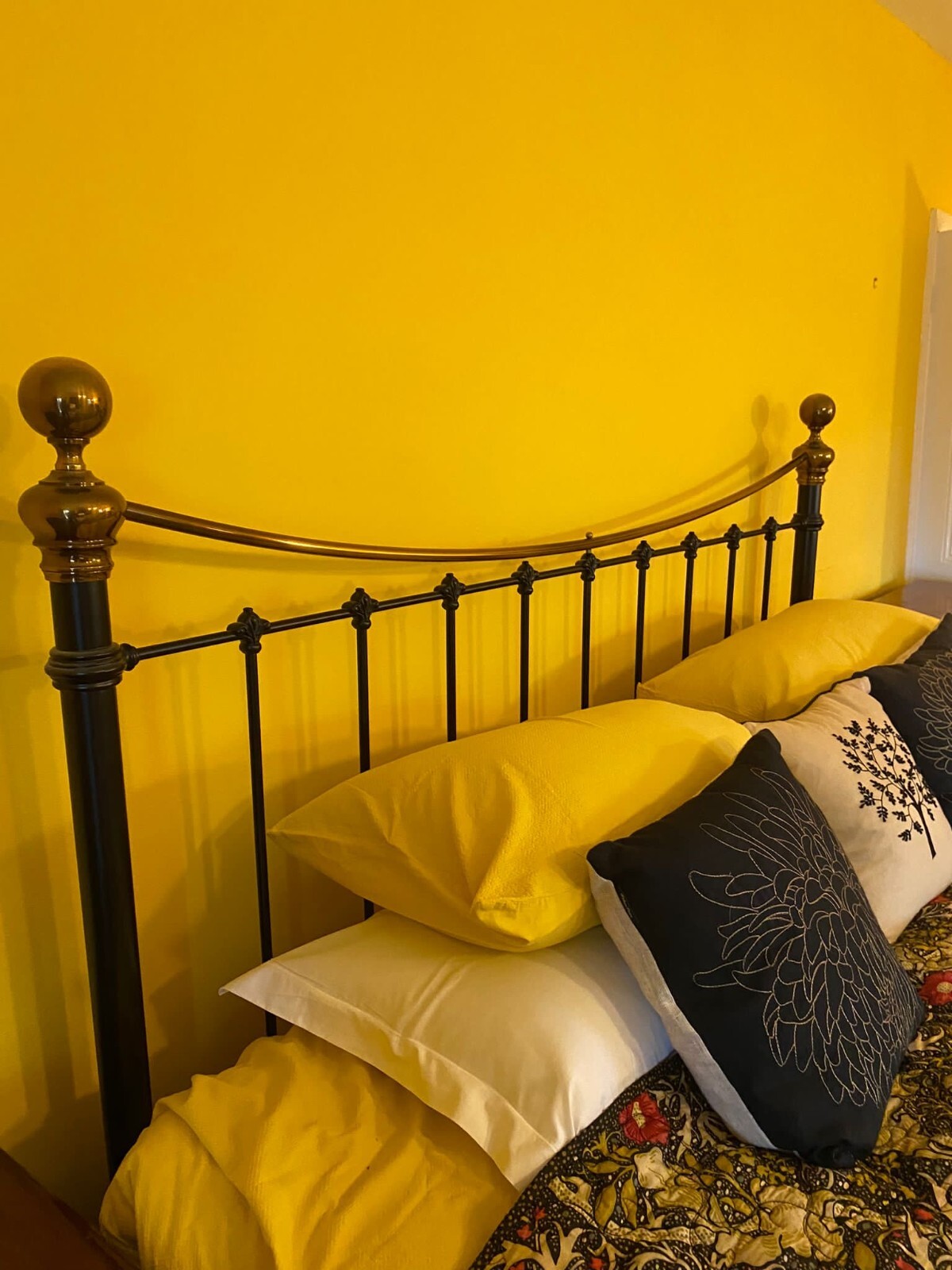 The Original Bedstead Company Cast Iron & Brass Bed Frame Super