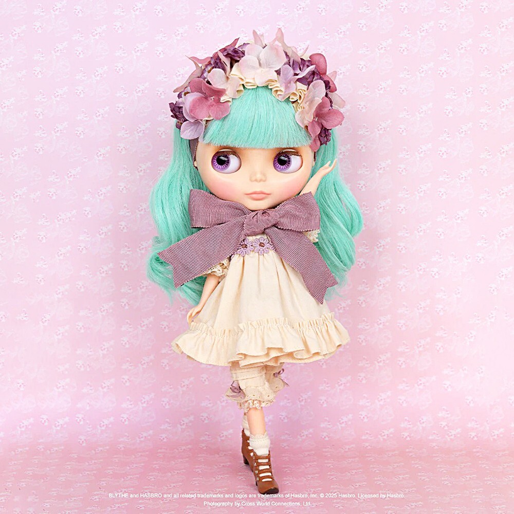 Neo Blythe Flower Girl of Happiness Complete Doll Good Smile
