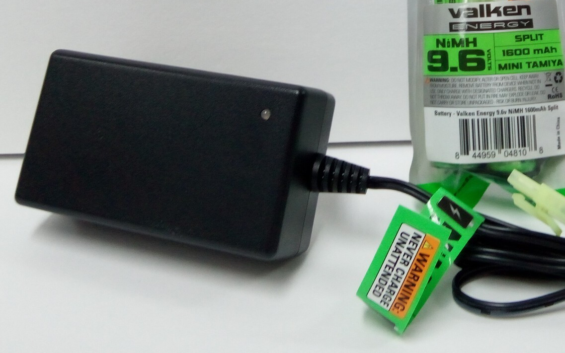 VALKEN AIRSOFT BATTERY CHARGER KIT - 9.6V NiMH Nunchuk Battery AND Smart Charger