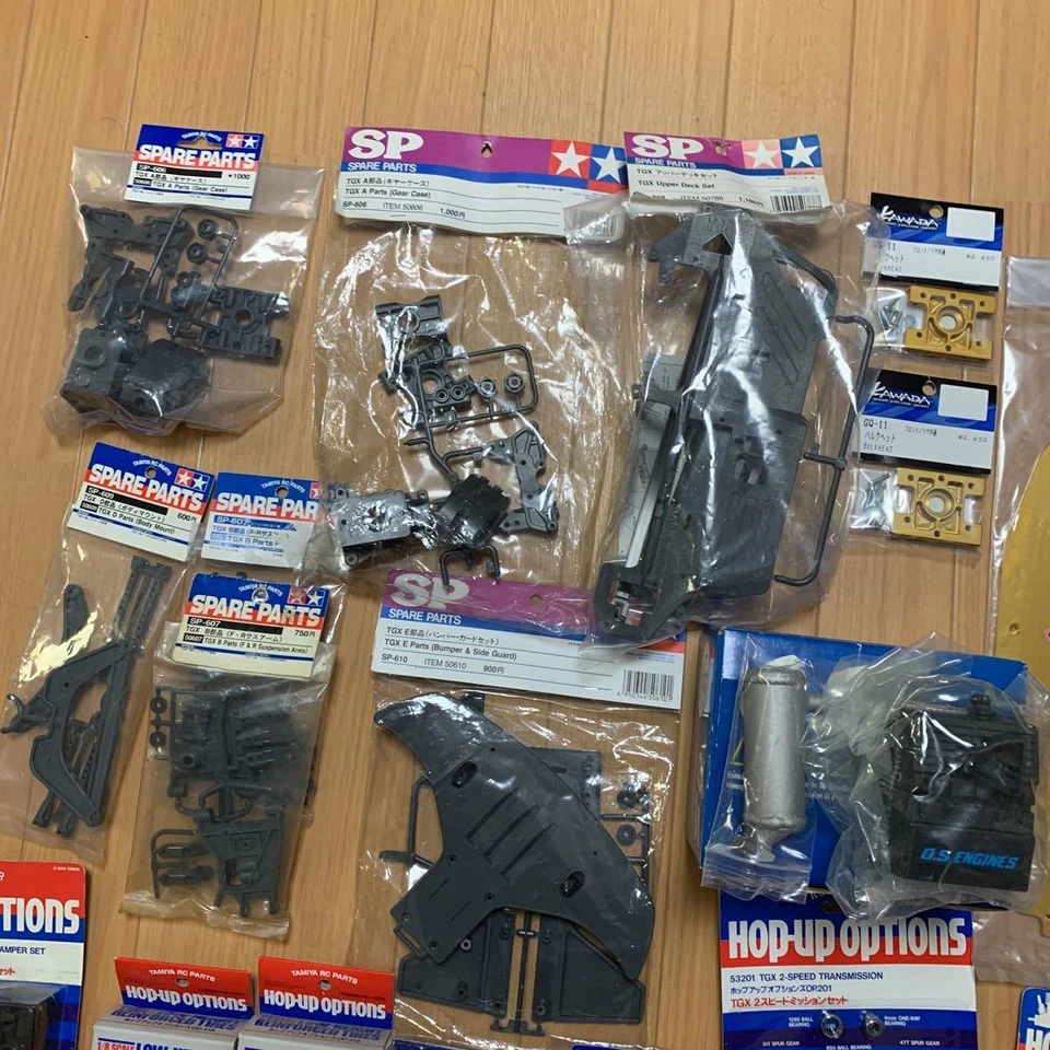 TAMIYA 1/8 Engine Car TGX mk.1 set completo parti di opzioni complete dal Gia... - Immagine 3 di 4