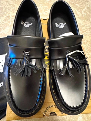 Dr. Martens Adrian Herren Slipper Leder schwarz Quaste Slip-On EU 44 26439001 - Bild 1 von 4
