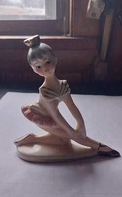 Vintage Porcelain Ballerina Ballet Dancer Figurine Made In Japan 4 1/2 
