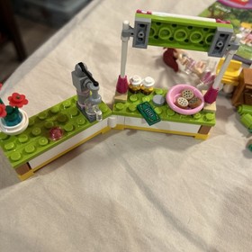 LEGO- FRIENDS- MIA'S LEMONADE STAND- 41027- 100% COMPLETE-