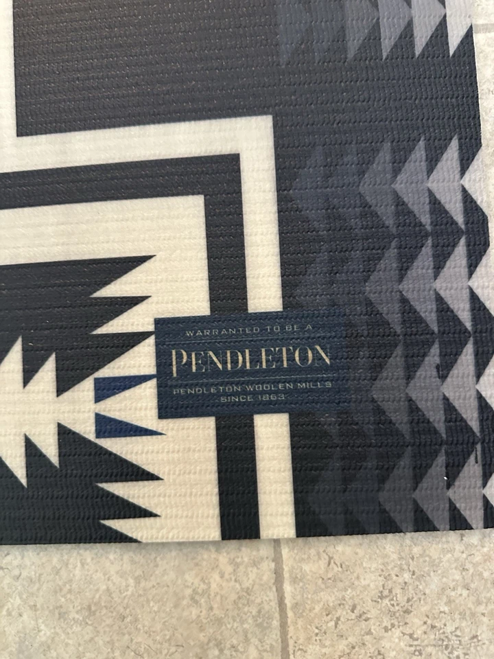 Estera de yoga Pendleton Foto 3 de 3