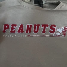 Peanuts H&M XL Pull Over Hockey Club can Pelt’s Pro Shop Sweatshirt