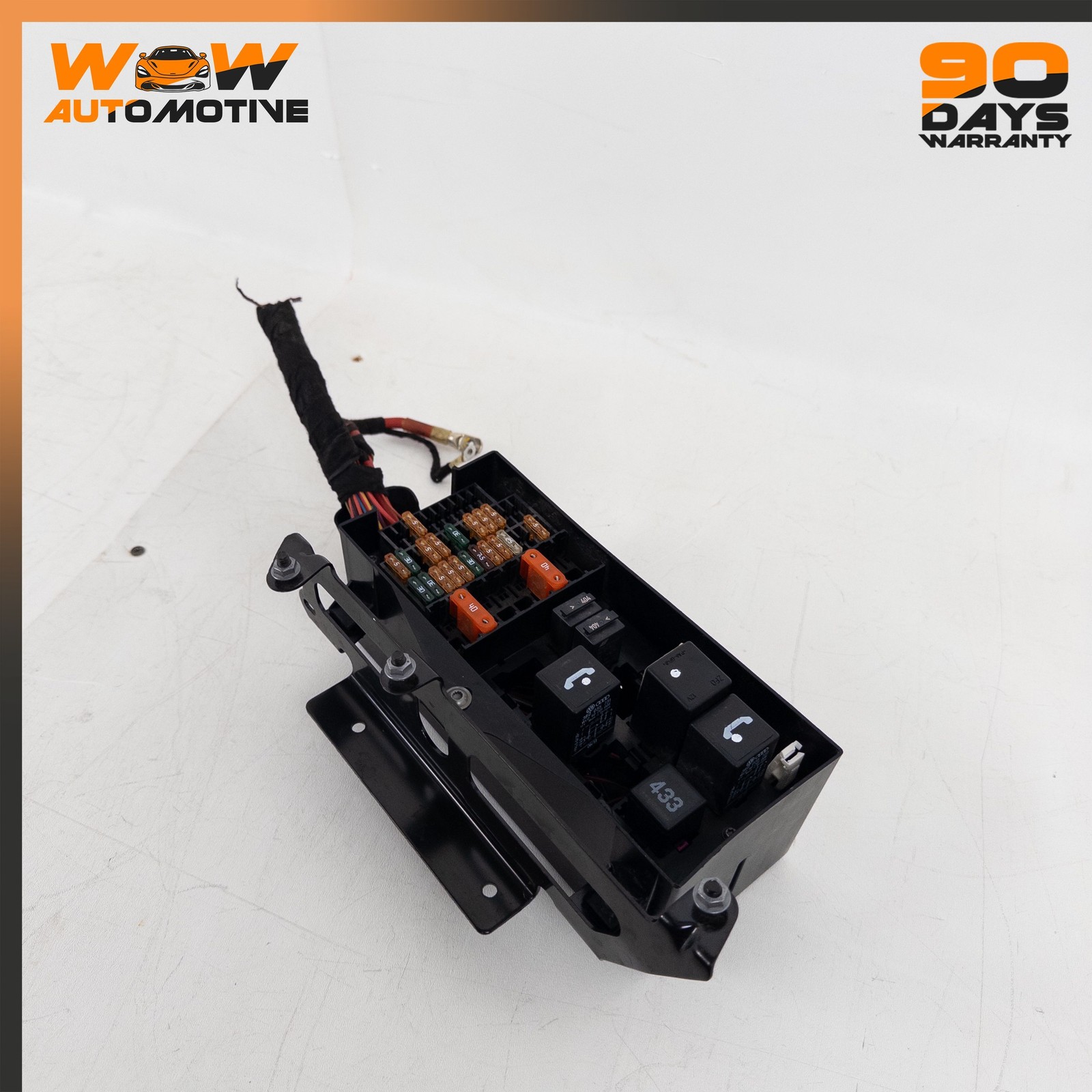 04-19 BENTLEY FLYING SPUR GTC GT REAR TRUNK RELAY FUSE BOX MODULE ASSEMBLY OEM