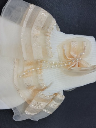 Piccolo Girls Apricot Cute Lace Ruffle Beaded Trimmed Soft Socks 5-6.5 - Picture 4 of 5