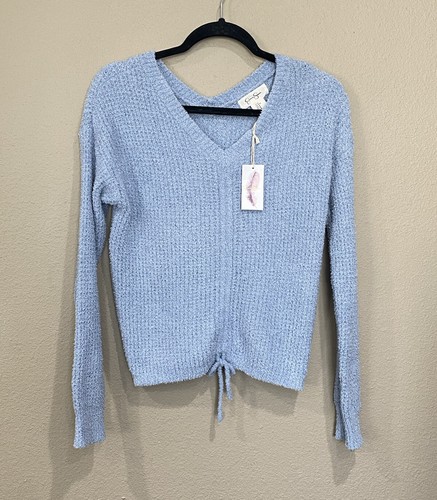 Jessica Simpson waffle knit v neck 