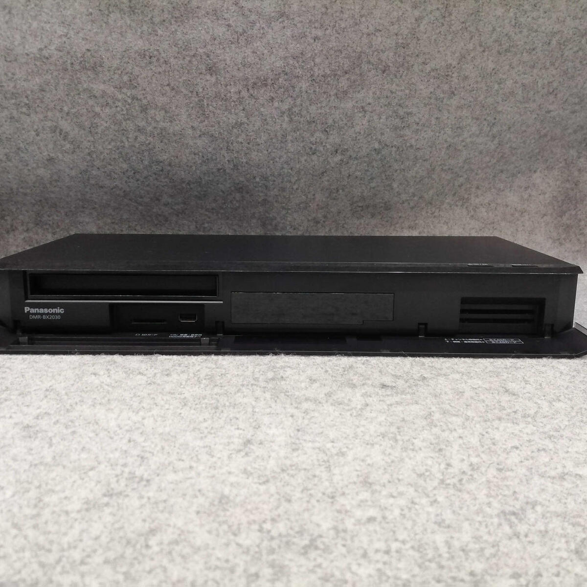 Panasonic DMR-BX2030 Blu-Ray Recorder 2TB Used w/Accessories Panasonic DMR-BX2030 Blu-Ray Recorder 2TB Used w/Accessories