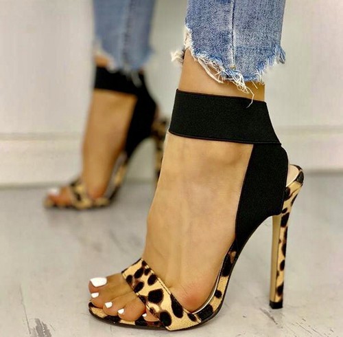gianvito rossi leopard heels