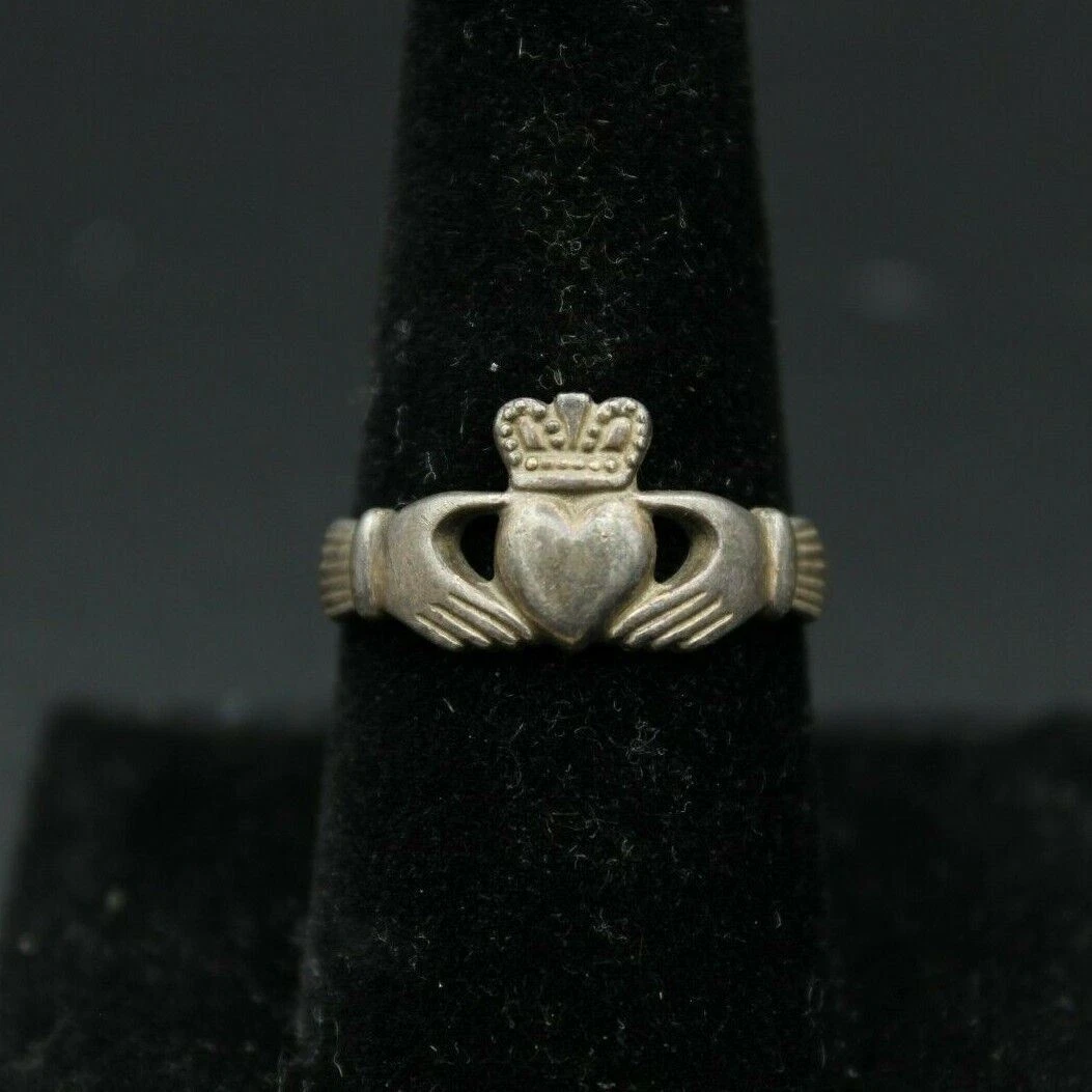 SD IRISH CLADDAGH VINTAGE ESTATE 925 STERLING SILVER UNISEX RING SIZE 9