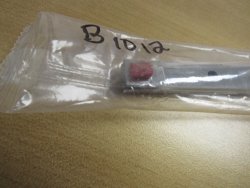 NSK Guida lineare con cuscinetti a rulli PU150 15mm x 500mm PU150500ALK2BPN1 - Immagine 3 di 4