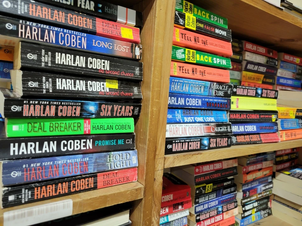 Lot of 10 Harlan Coben Paperback Books Random Mix Foto 2 de 3