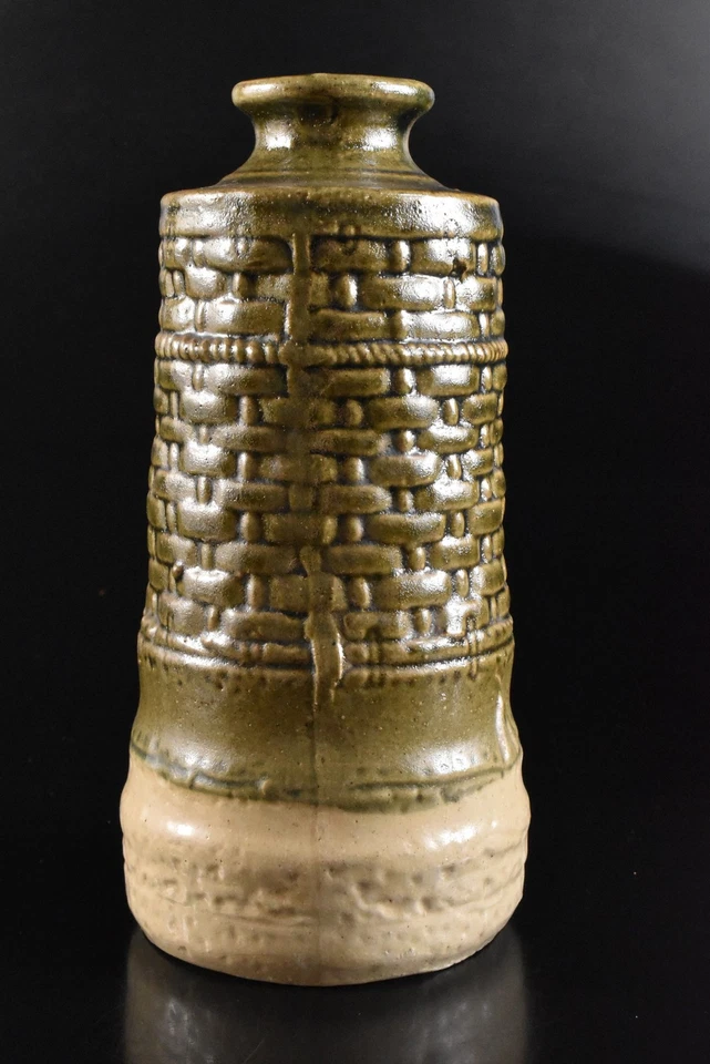 U2446: Japanese Oribe-ware Green glaze Wickerwork FLOWER VASE, auto w/signed box - Image 4 of 4