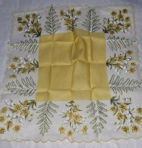 Vintage Hankie Handkerchief Cotton Daffodils Yellow flowers Philippines 13" - Picture 3 of 5