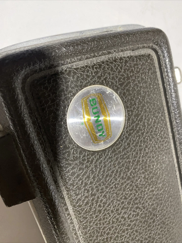 复古 60 年代邦迪塞尔默长笛 Elkhart 印第安纳州美国原装盒银盘 — 第 3/4 张图片