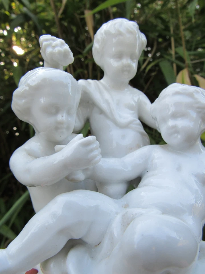 ANCIEN BISCUIT PORCELAINE DE SEVRES / ANGE PUTTI CHERUBIN / XIX EME / EN TBE - Photo 1/4