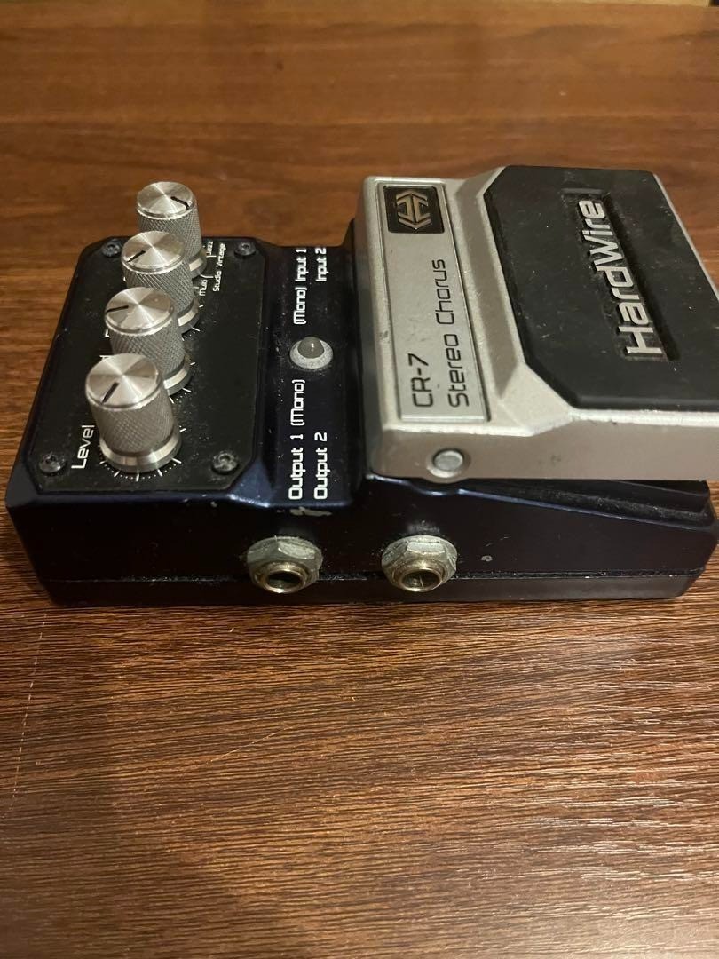 ギター Digitech CR-7 stereo chorus HardWire Amazon.com: DigiTech CR-7 HardWire Stereo-Chorus Extreme
