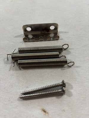 1997 Fender Stratocaster Standard Tremolo Claw Springs & Screws