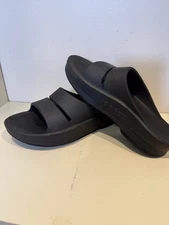 OOFOS OOaah Black Slip On Slides Sandals Shoes Recovery Men's 8 Women's 10
