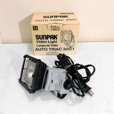 VTG Sunpak Auto Triac 3001 Video Light Tested Working In Box