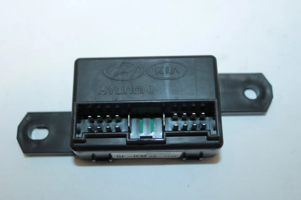 Hyundai Genesis 2011 sedán - módulo de relé de asiento del conductor Foto 3 de 4