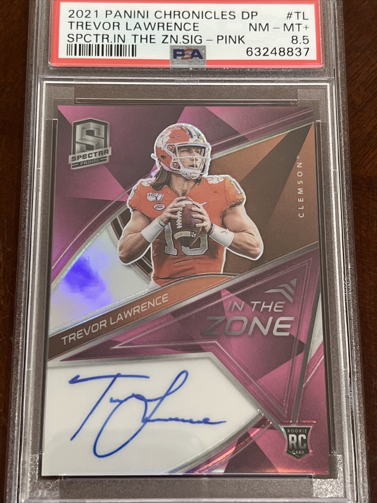 Trevor Lawrence Panini Chronicles Draft Picks Spectra in the Zone Signatures #TL Pink