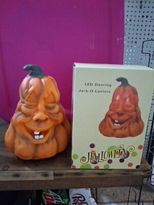 Vintage LED Dancing Jack-O-Lantern