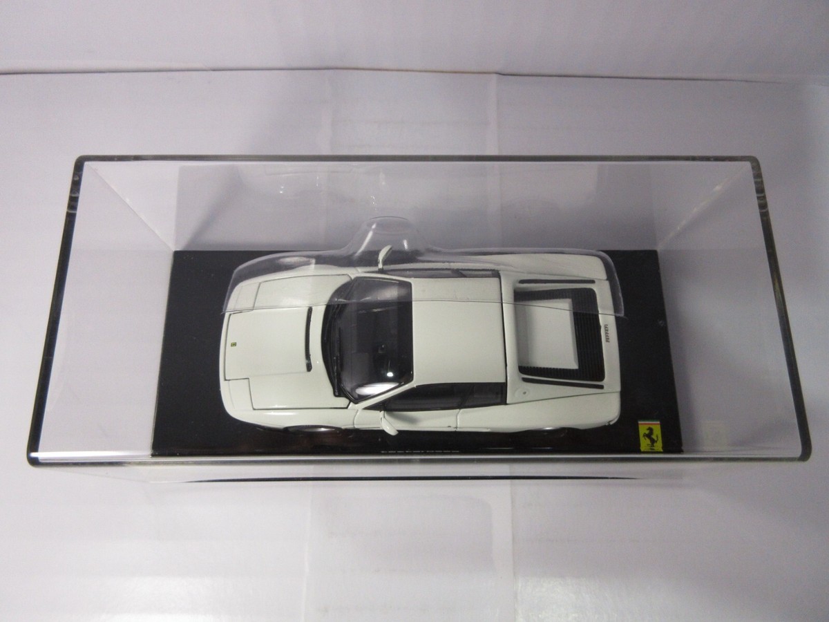 1:43 Kyosho FERRARI TESTAROSSA LATE VERSION White Die Cast 1:43 Kyosho FERRARI TESTAROSSA LATE VERSION White Die Cast