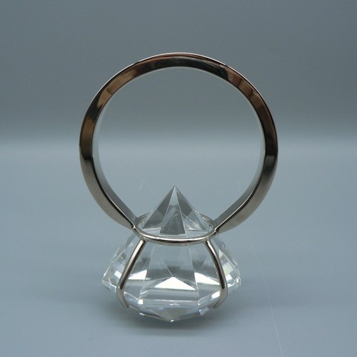 GIANT FAUX DIAMOND RING PAPERWEIGHT NOVELTY CRYSTAL FACETTED ROCK CUTE COOL GIFT - Picture 13 of 16