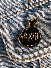 Trash Bag - Funny Gold Plated Enamel Pin - Excellent Condition