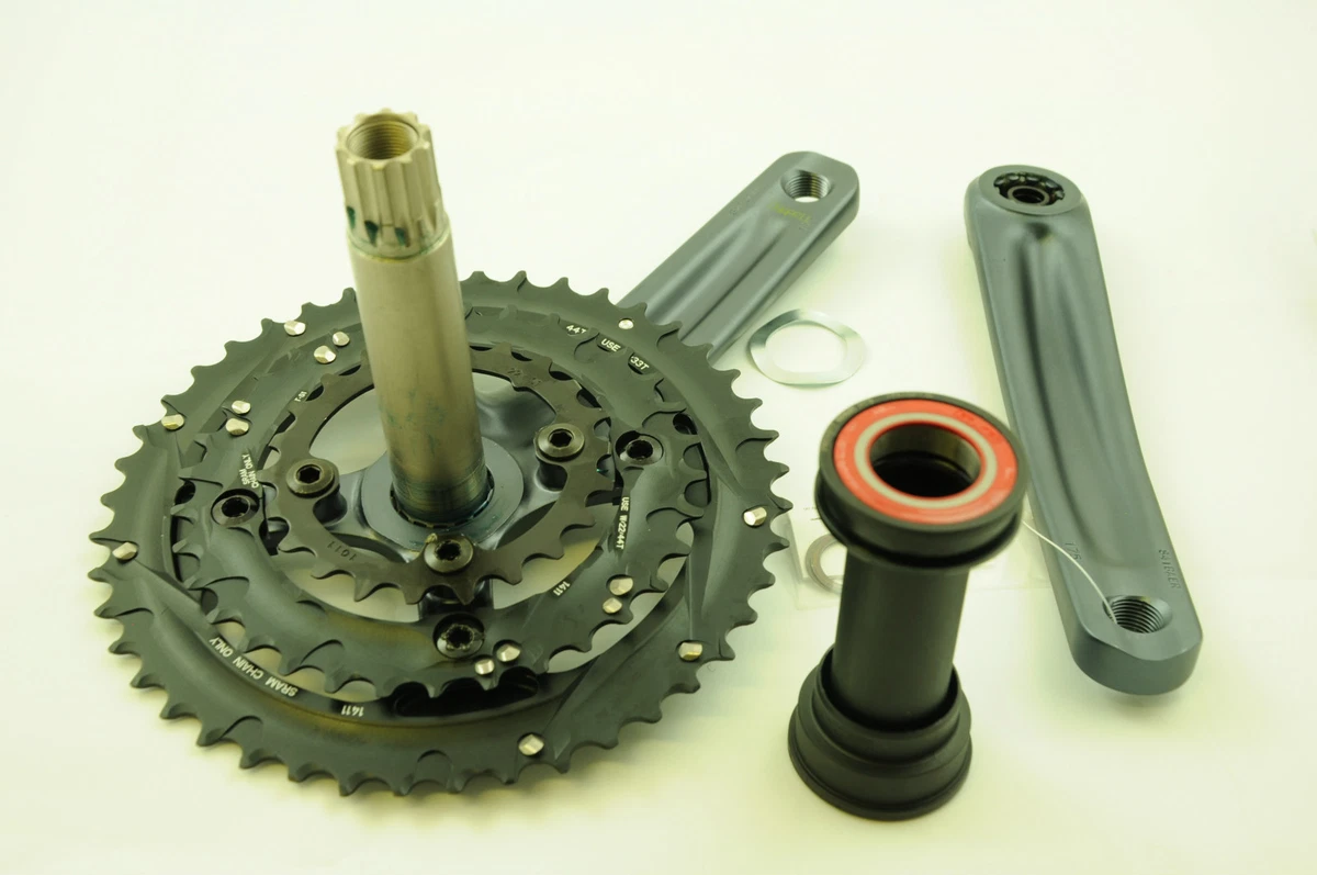 SRAM X7 10 SPEED TRIPLE CHAINWHEEL CHAINSET 175mm GXP PRESS FIT BB 44 33 22 RRP