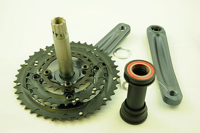 SRAM X7 10 SPEED TRIPLE CHAINWHEEL CHAINSET 175mm GXP PRESS FIT BB