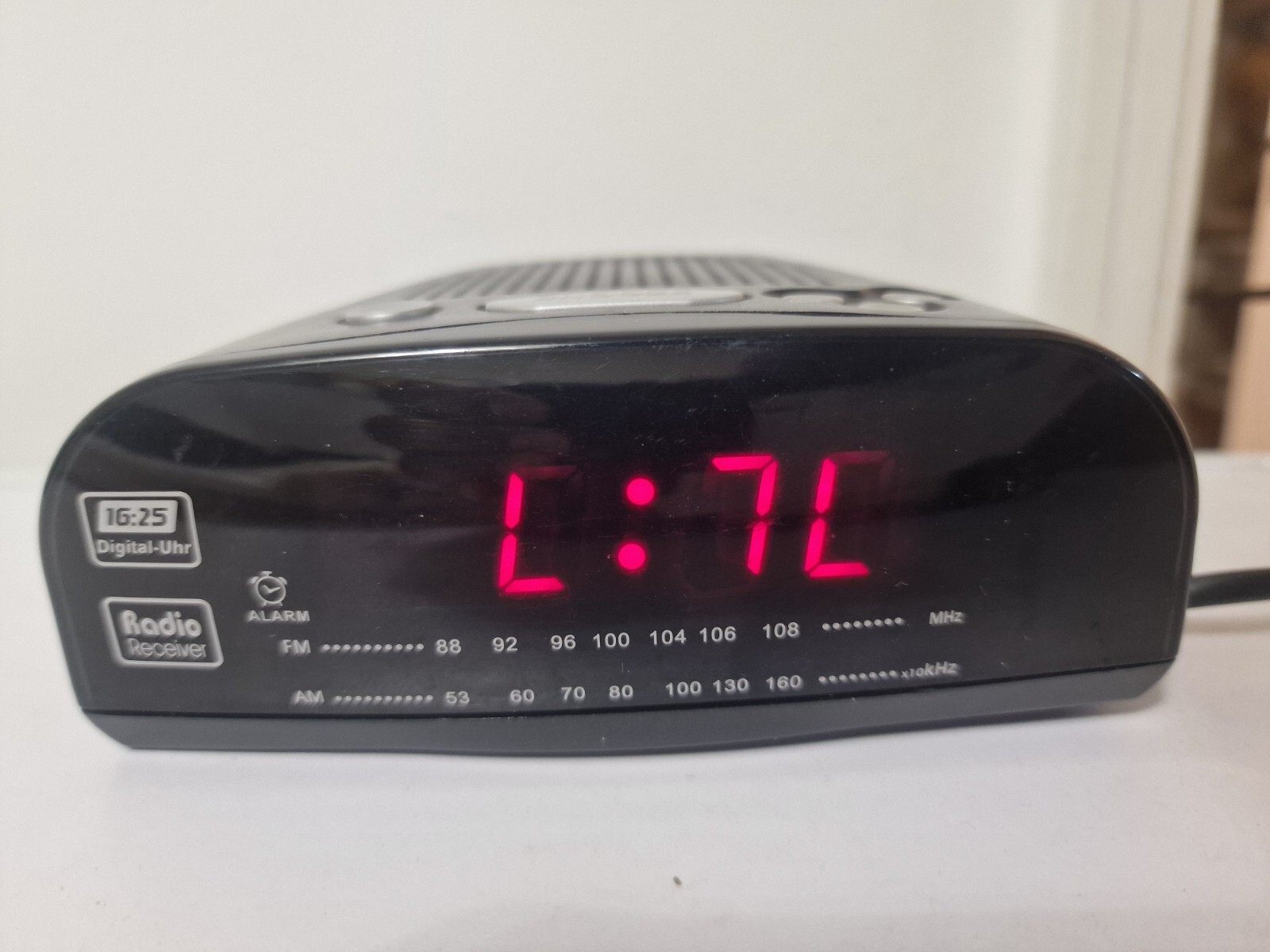 Argos Alarm Clock Radio AM/FM CR-913 LED
