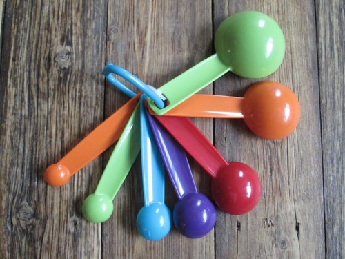 Farberware Nesting Measuring Spoons Set of 7 Kitchen Multicolor Durable Plastic - Picture 3 of 4