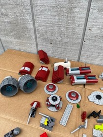 LEGO Star Wars: Jedi Defender-Class Cruiser (75025) Parts Pieces