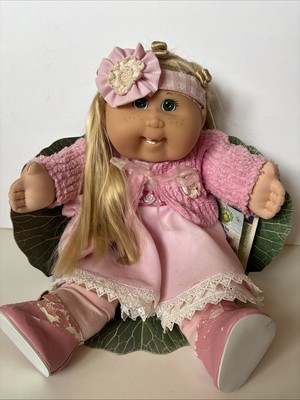 Cabbage Patch Kids Doll TRU 2003 Green Eyes Toys R Us Exclusive Keesha Jada