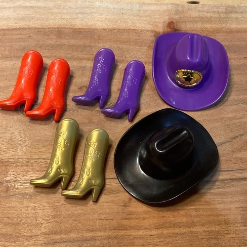 VTG Barbie Cowboy Boots Signature Cursive Western Stampin & 2 Cowboy Hats