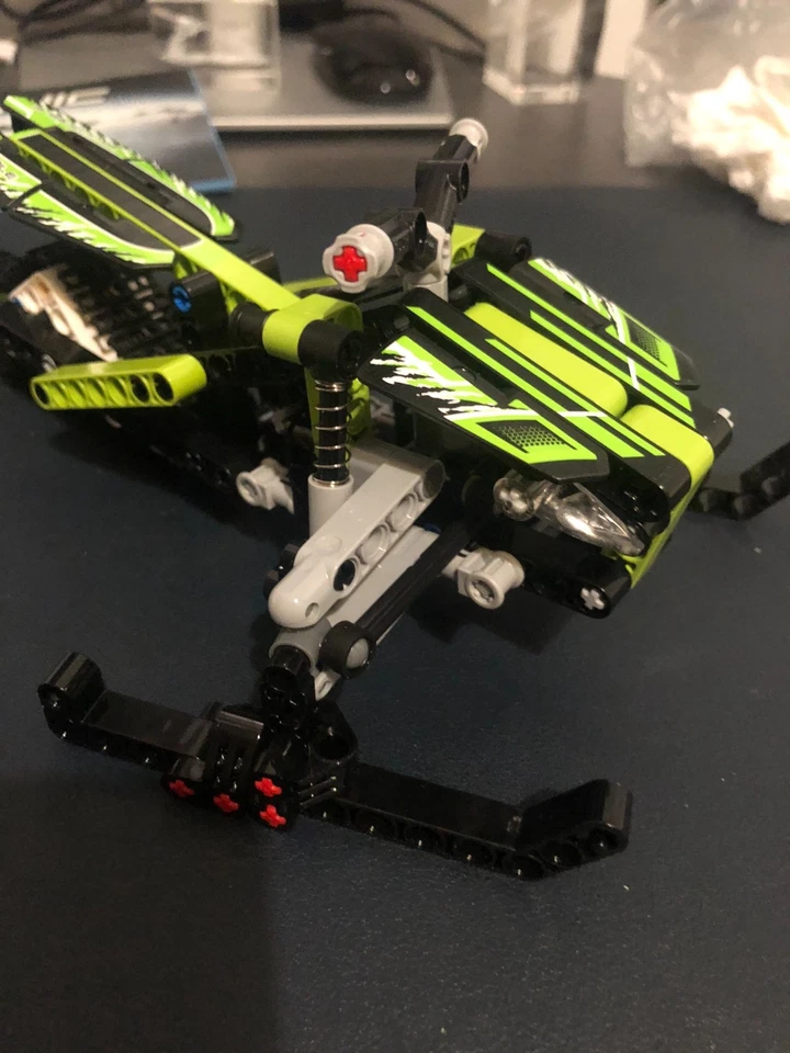 LEGO Technic 42021 Snowmobile, photo 3 of 5
