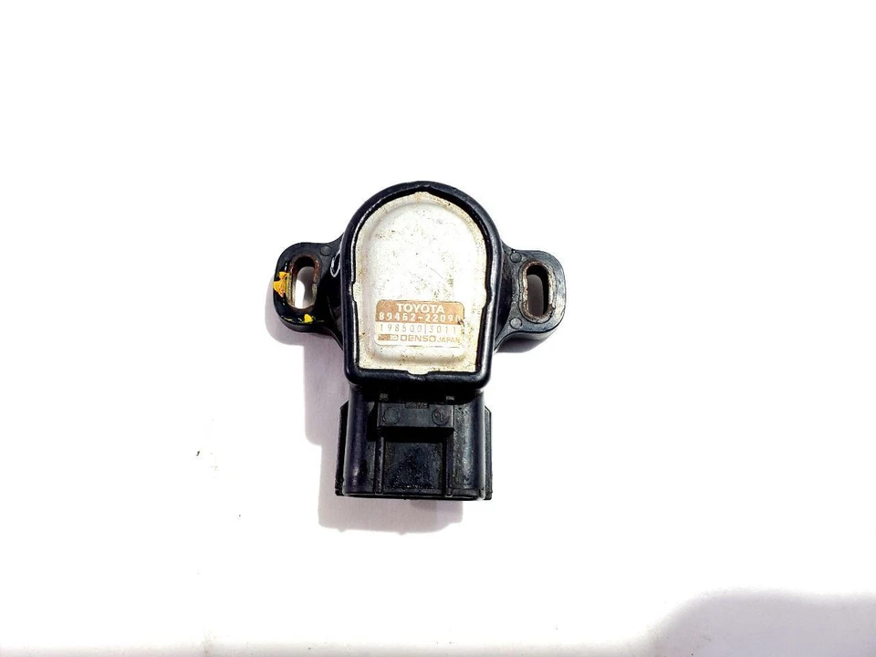 1996 1997 1998 Lexus LX450 OEM Air Flow Meter 4.5L 6 Cylinder AWD - Image 2 of 4