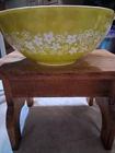 Vintage Pyrex Spring Blossom Crazy Daisy Mixing Bowl With Pourers  #442